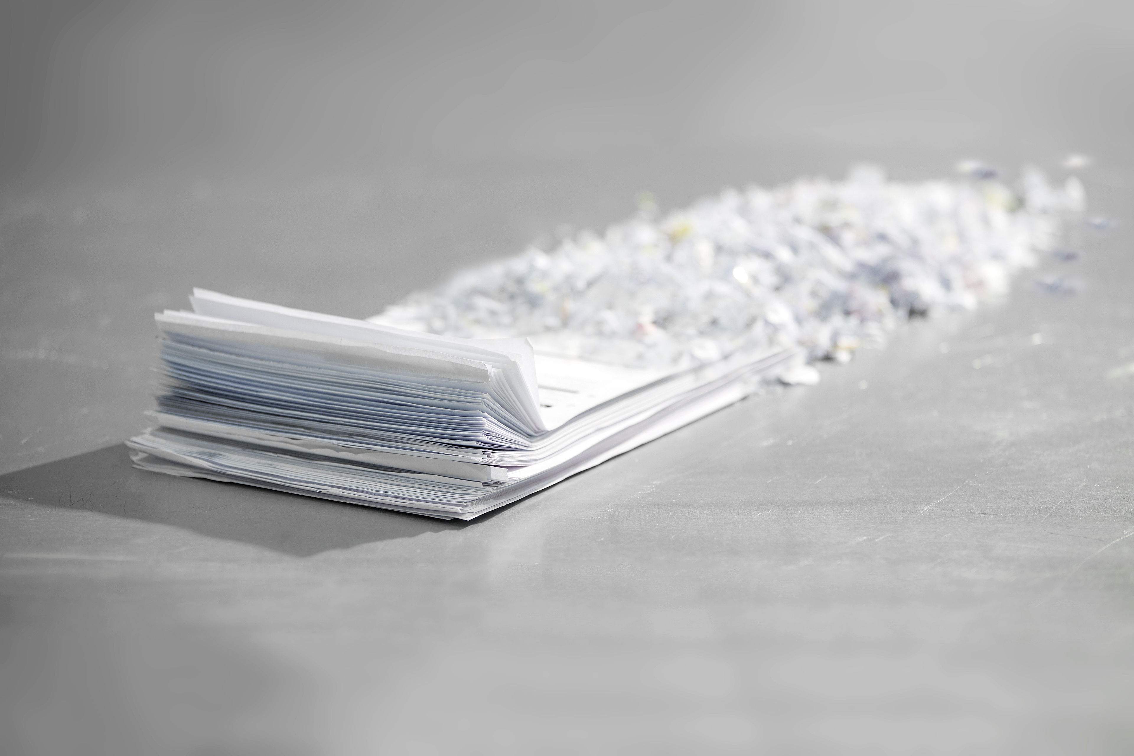 Tietoturvapaperi hajoaa silpuksi