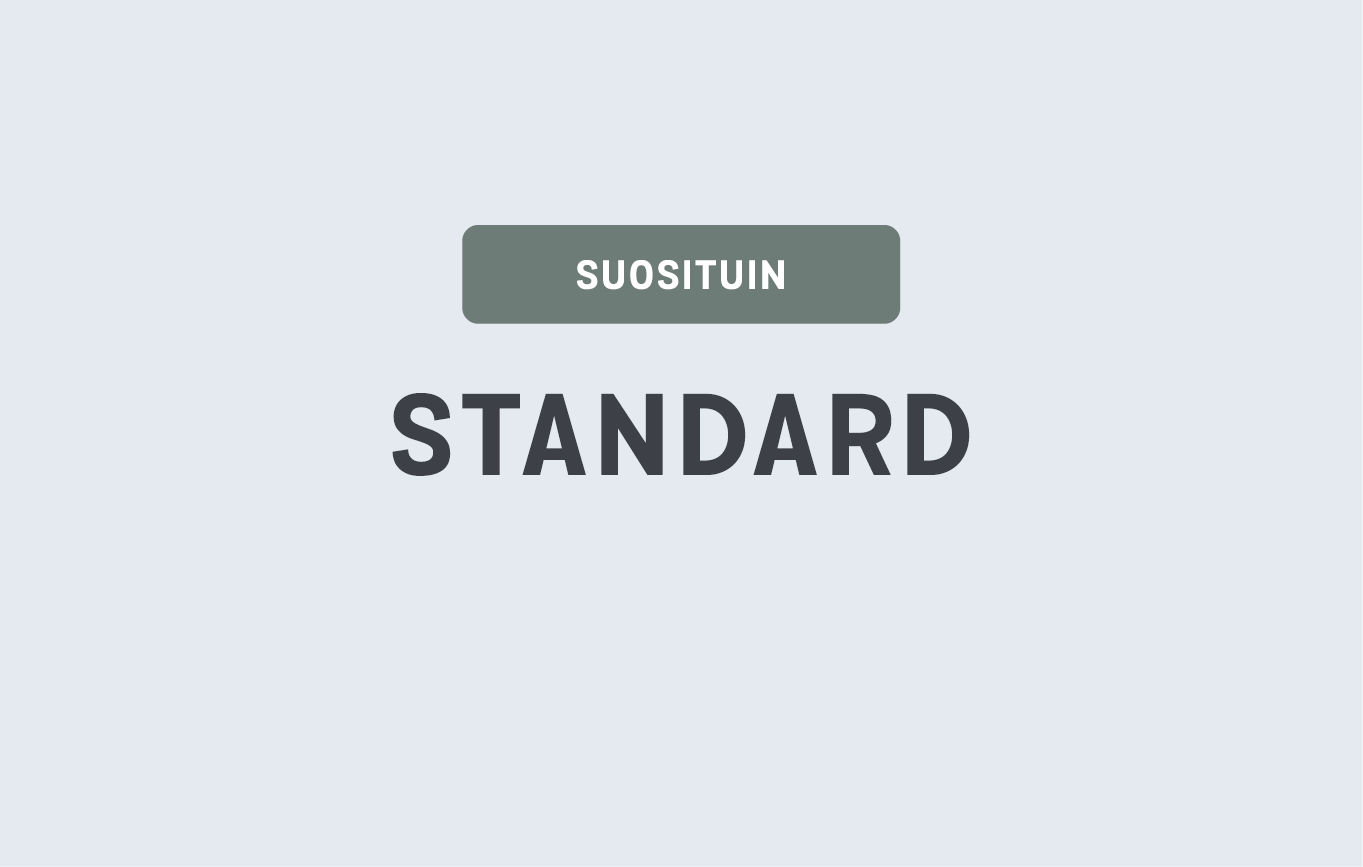 Teksti "STANDARD" kirjoitettu vaaleansiniselle taustalle.
